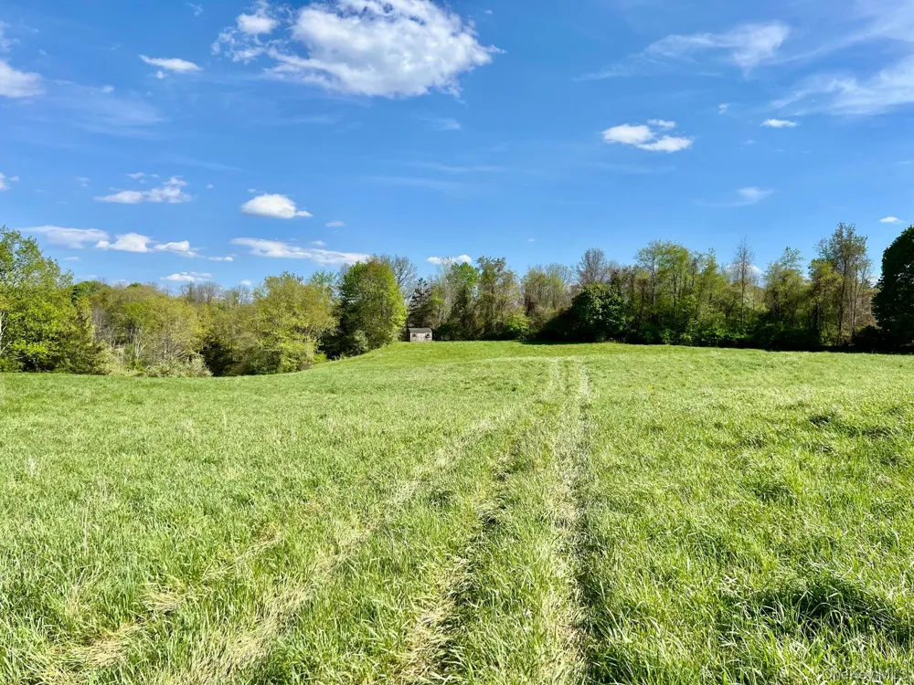 7668 Route 82 Pine Plains, NY 12567