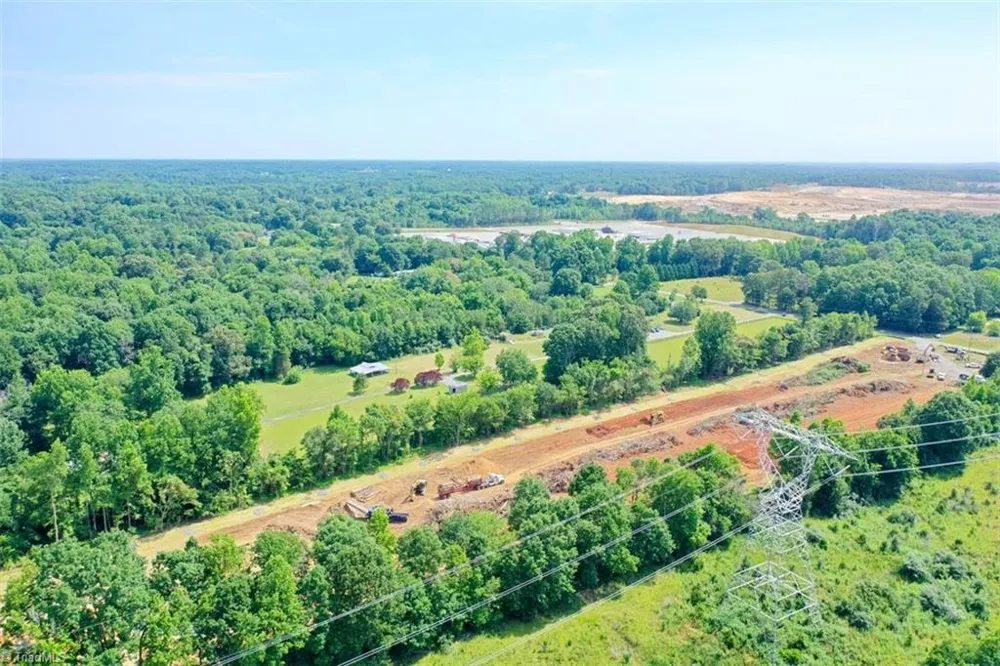 5731 Julian Airport Road Liberty, NC 27298