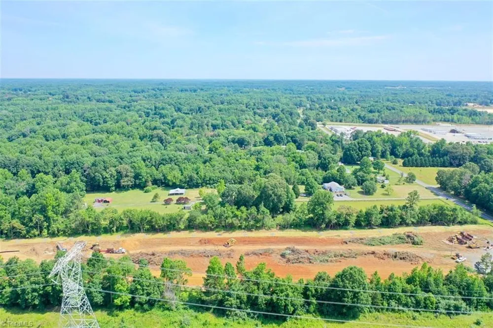 5731 Julian Airport Road Liberty, NC 27298