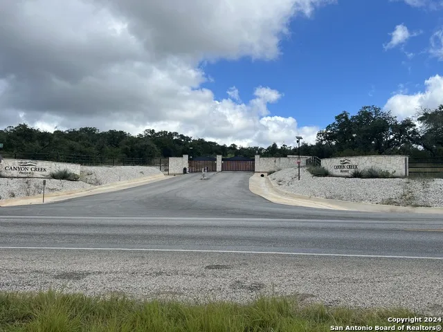 245 Sydney Springs Helotes, TX 78023
