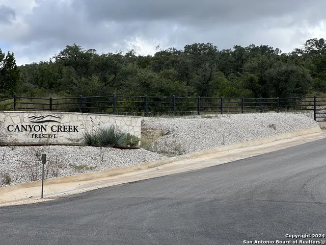 245 Sydney Springs Helotes, TX 78023