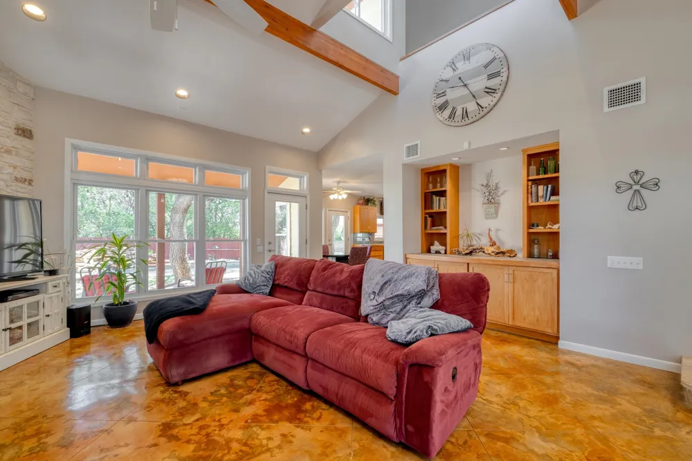 7600 Deer Run Leander, TX 78641