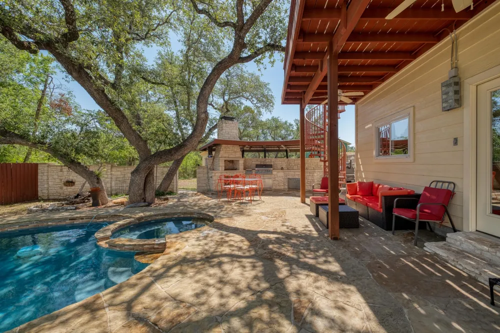 7600 Deer Run Leander, TX 78641