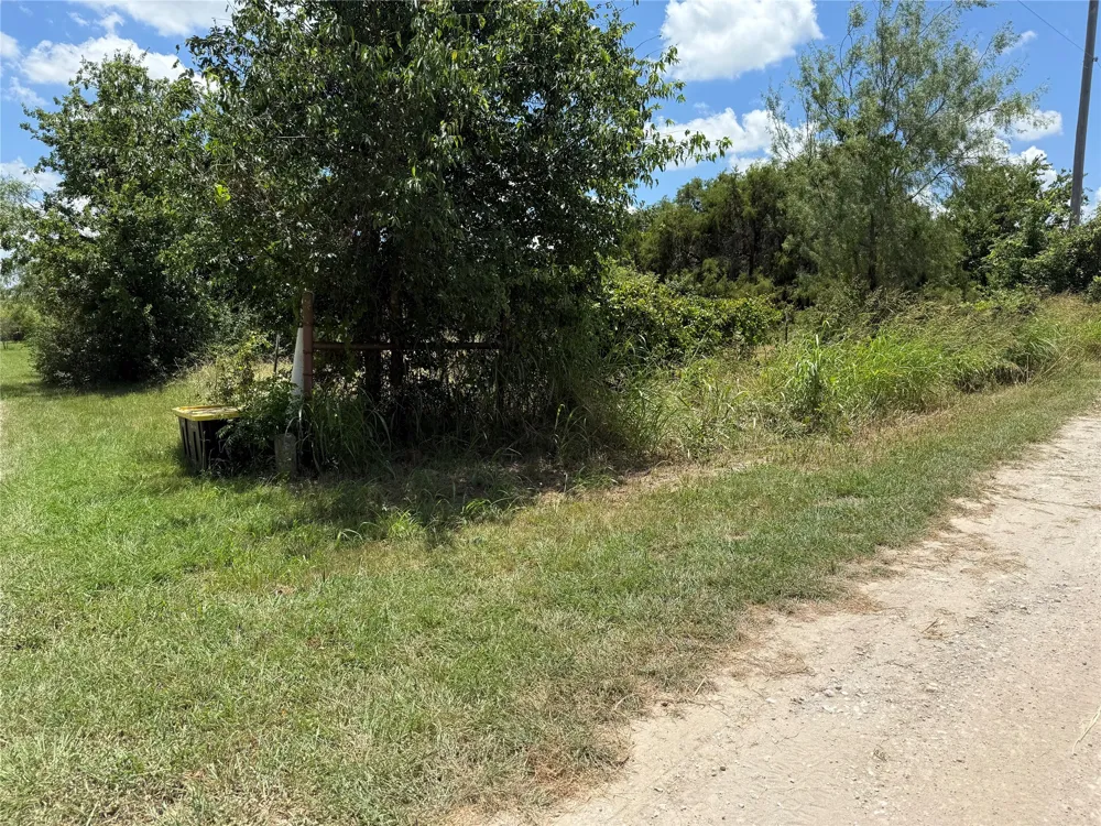 Private Road 1743B Clifton, TX 76634
