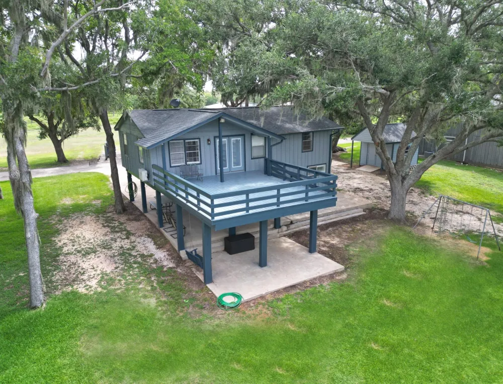 136 Pr 652 Sargent, TX 77414
