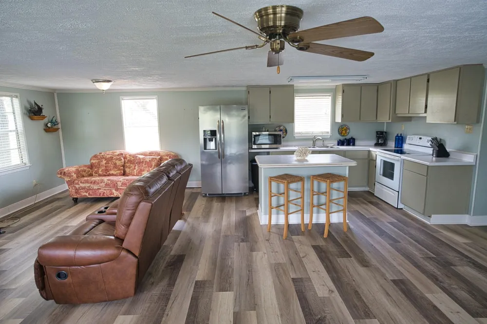 136 Pr 652 Sargent, TX 77414