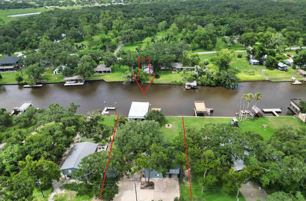 136 Pr 652 Sargent, TX 77414