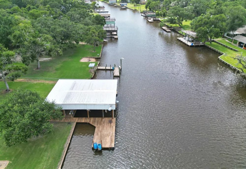 136 Pr 652 Sargent, TX 77414