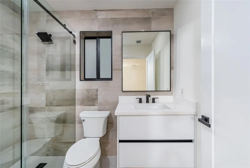 7101 E Troon Cir Miami Lakes, FL 33014
