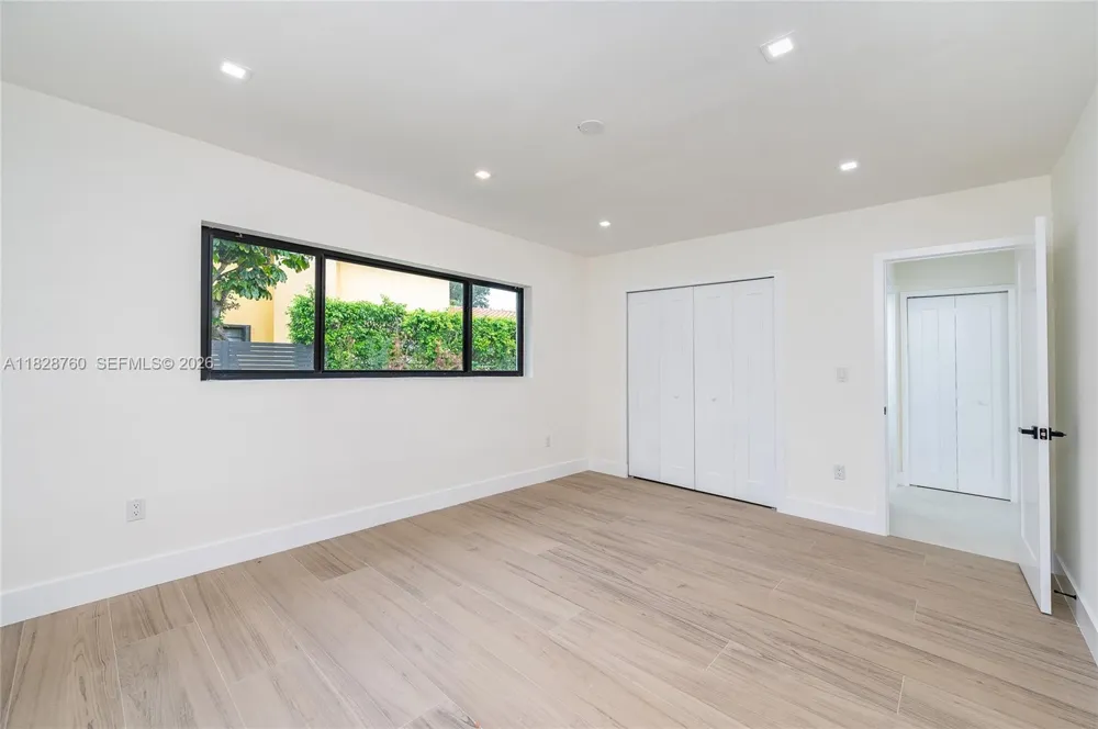 7101 E Troon Cir Miami Lakes, FL 33014