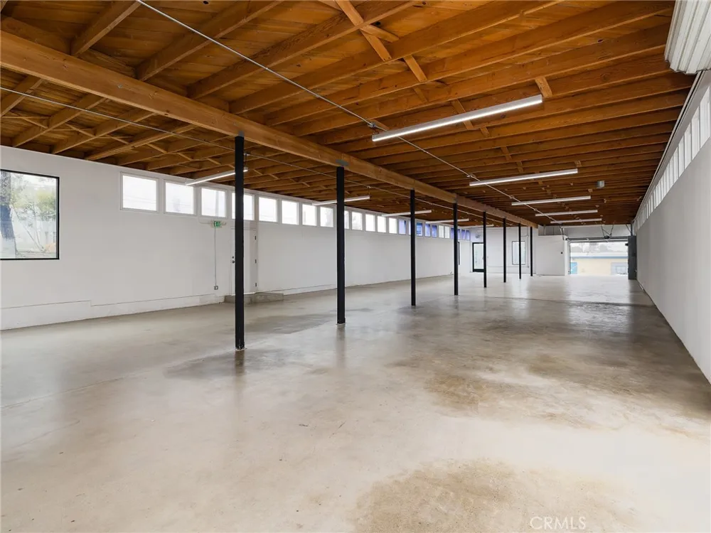 805 E El Segundo Boulevard El Segundo, CA 90245