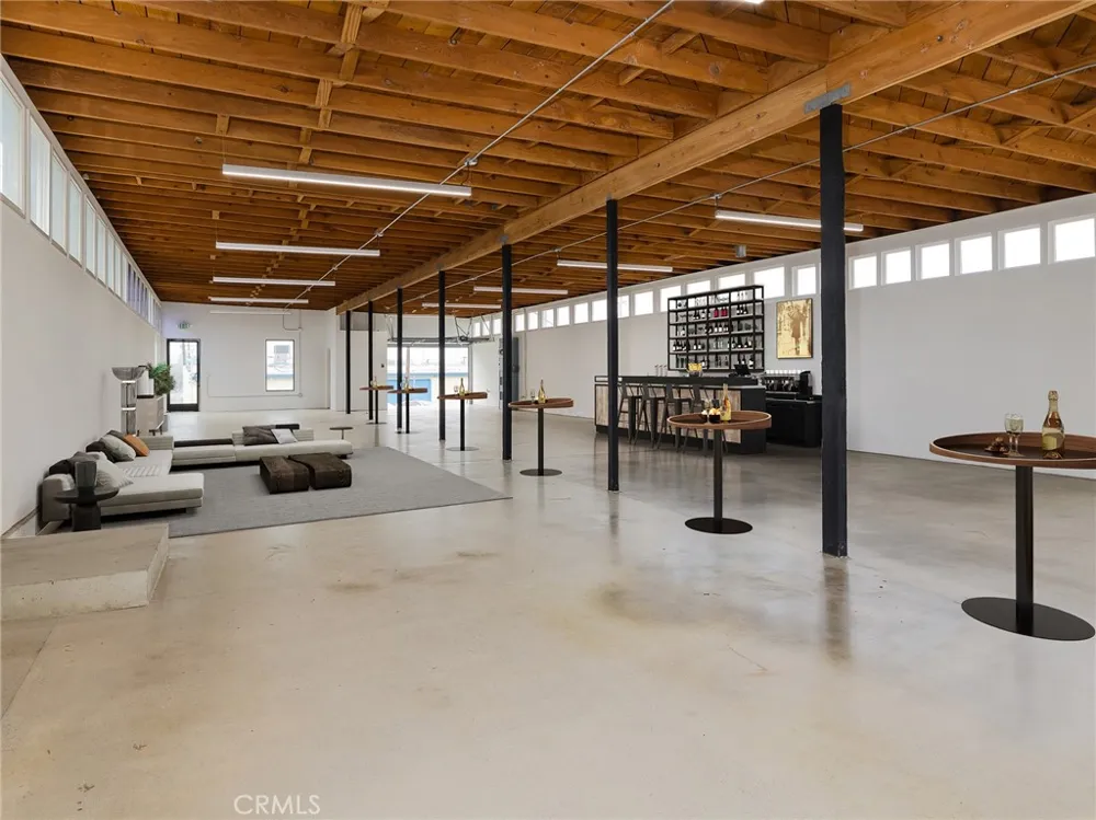 805 E El Segundo Boulevard El Segundo, CA 90245