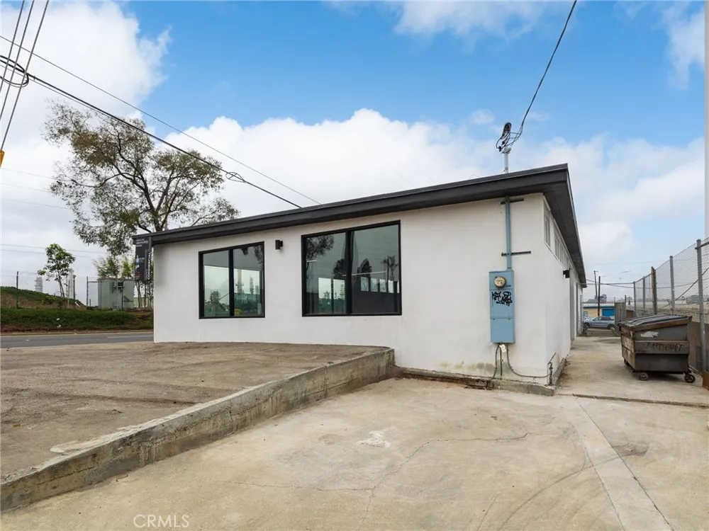 805 E El Segundo Boulevard El Segundo, CA 90245