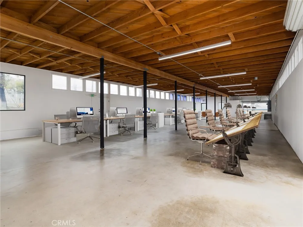 805 E El Segundo Boulevard El Segundo, CA 90245