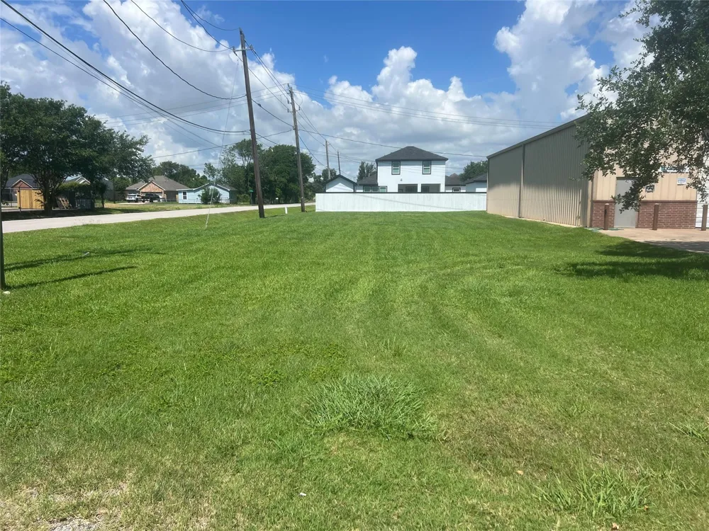 Broadway Street La Porte, TX 77571