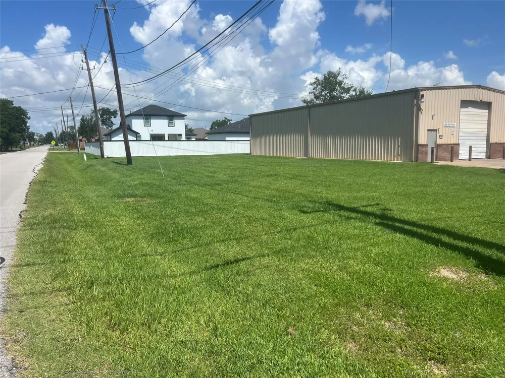 Broadway Street La Porte, TX 77571