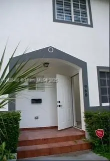 968 18th Ct Hollywood, FL 33020