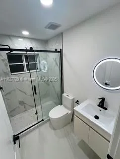 972 18th Ct Hollywood, FL 33020