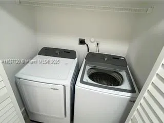 972 18th Ct Hollywood, FL 33020