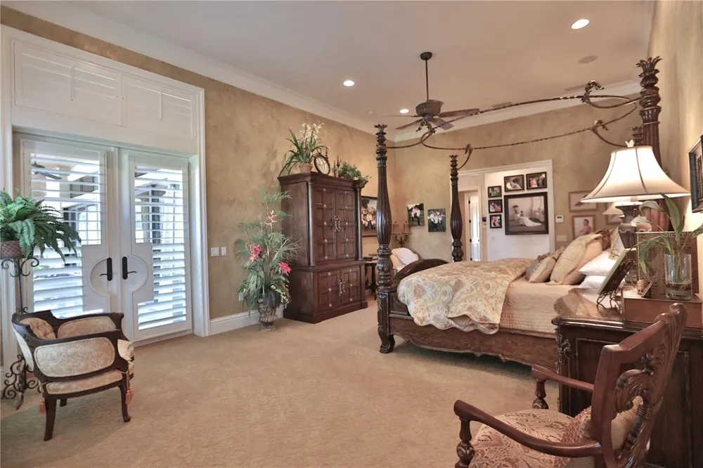 15305 NW HWY 320 Micanopy, FL 32667