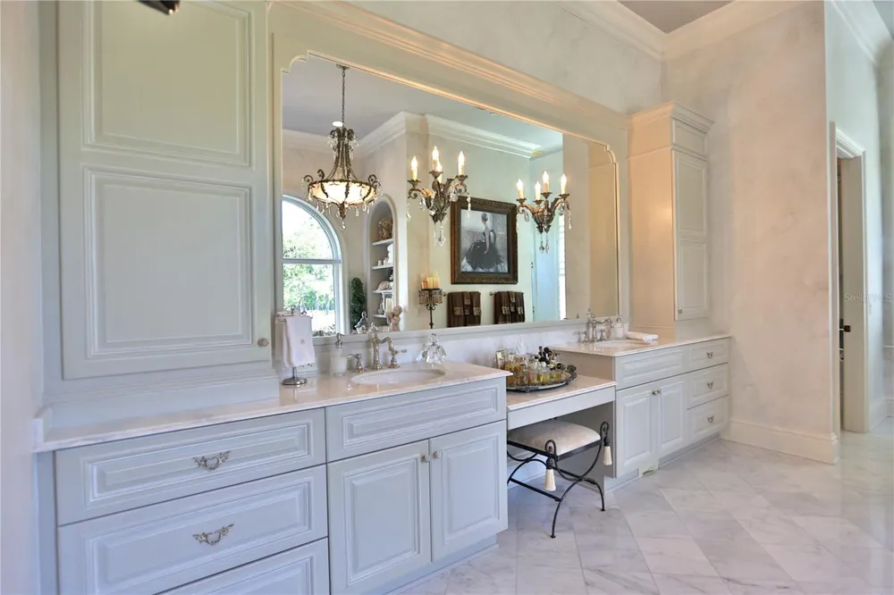 15305 NW HWY 320 Micanopy, FL 32667