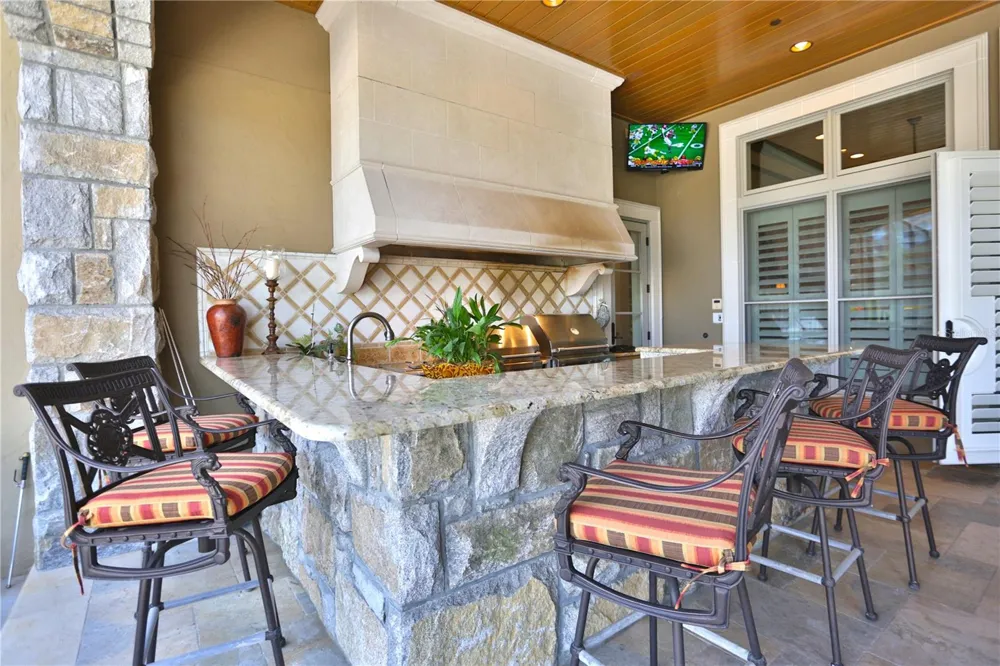 15305 NW HWY 320 Micanopy, FL 32667