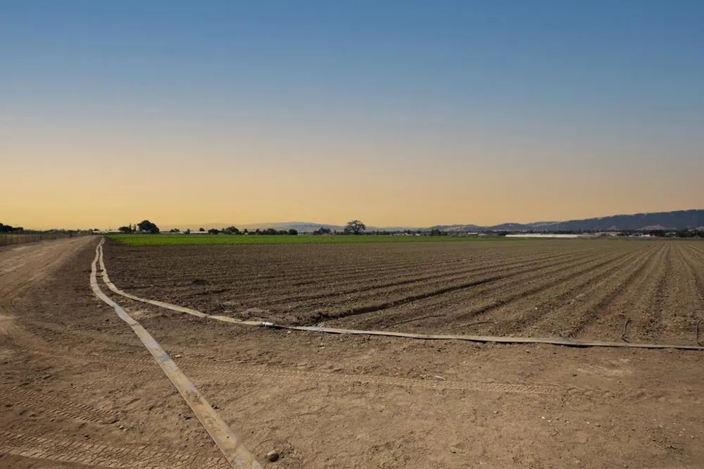 Crews Road Gilroy, CA 95020