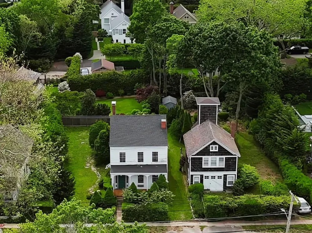 352 Main Street Sag Harbor, NY 11963