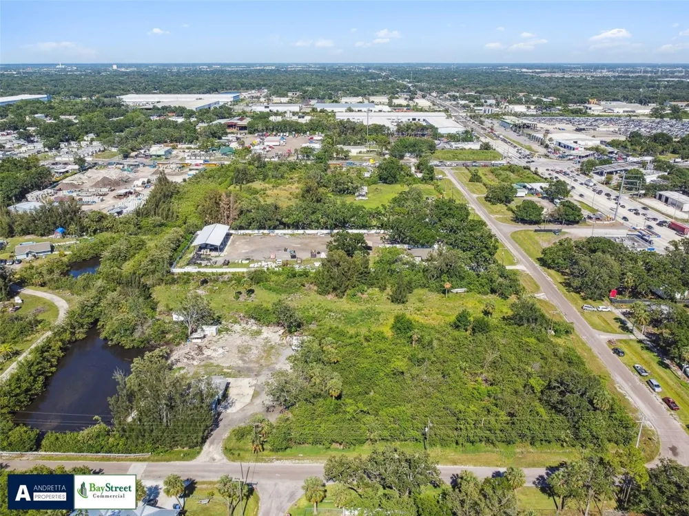 4713 EL CAMINO BLANCO BOULEVARD Tampa, FL 33619