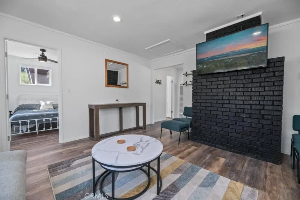 560 Edgemoor #1 Big Bear Lake, CA 92315