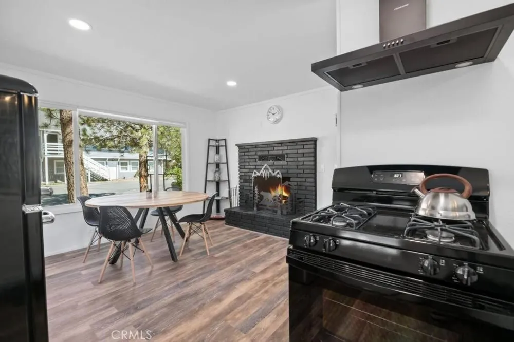 560 Edgemoor #1 Big Bear Lake, CA 92315