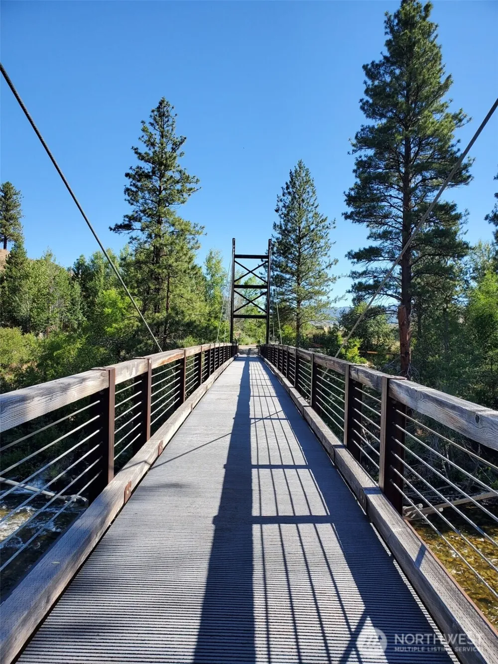 615 Pine Loop Winthrop, WA 98862