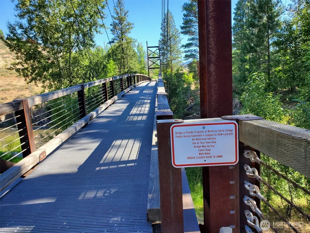 615 Pine Loop Winthrop, WA 98862