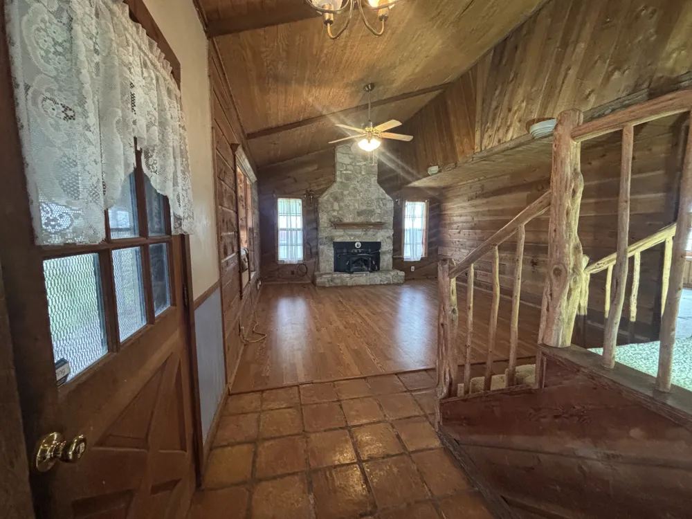 1720 County Road 276 Bertram, TX 78605