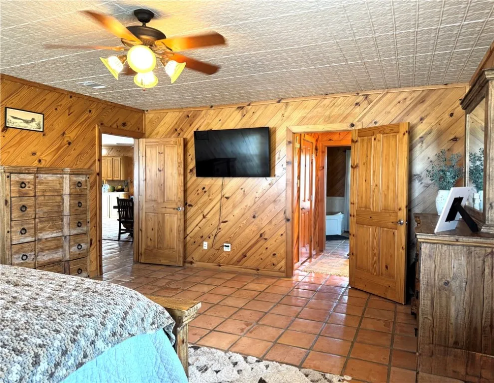 5567 County Road 1441 Mathis, TX 78368