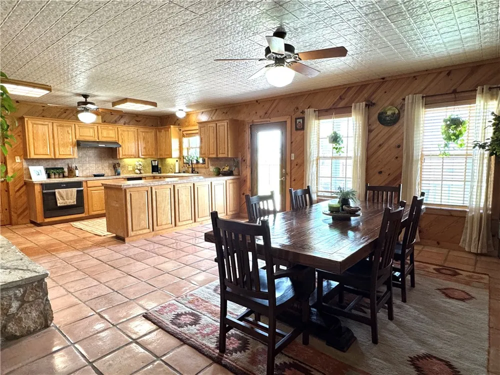 5567 County Road 1441 Mathis, TX 78368