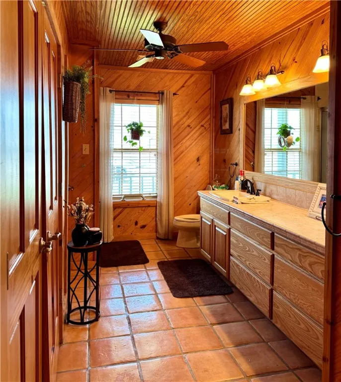 5567 County Road 1441 Mathis, TX 78368
