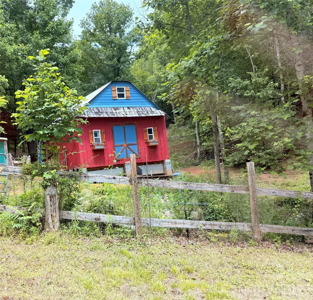 1318 Laughter Road Mill Spring, NC 28756