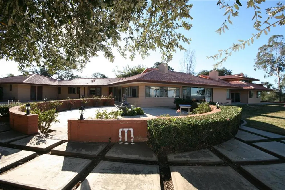 682 Deodar Lane Bradbury, CA 91008