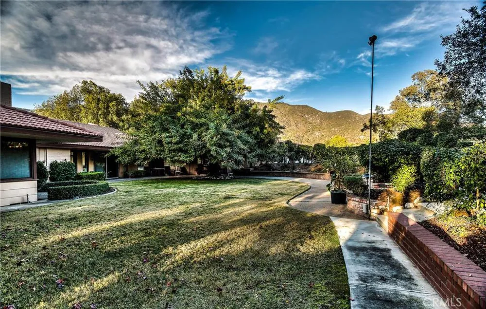 682 Deodar Lane Bradbury, CA 91008