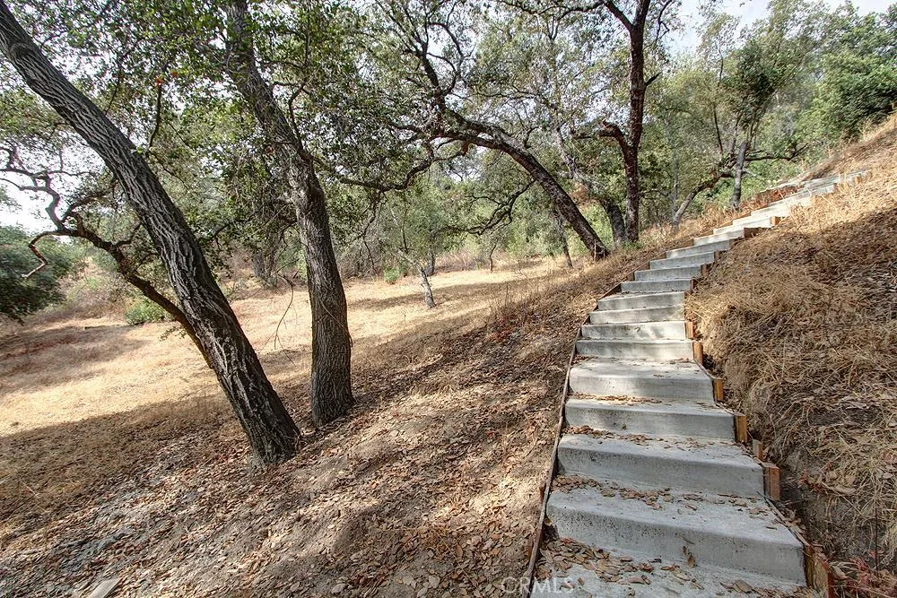 682 Deodar Lane Bradbury, CA 91008