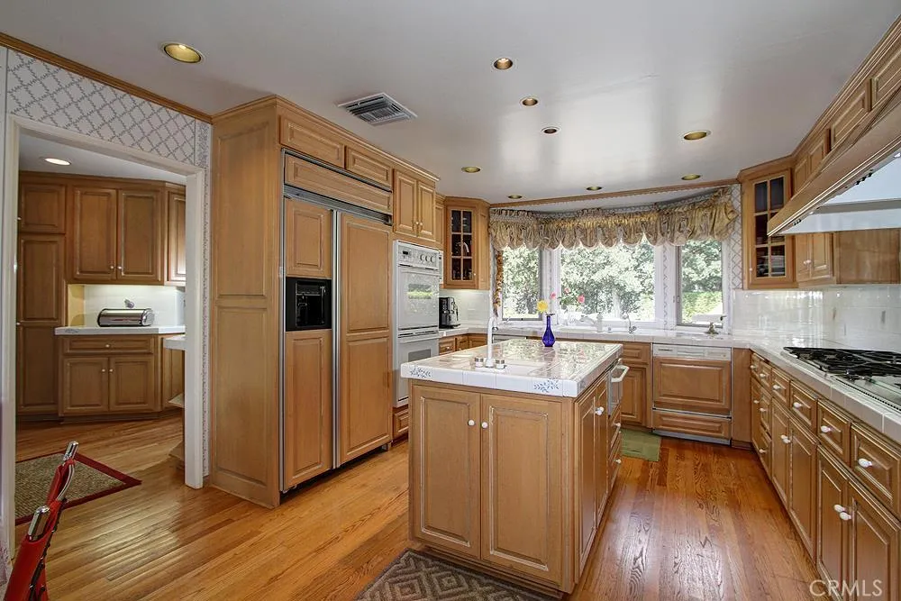 682 Deodar Lane Bradbury, CA 91008