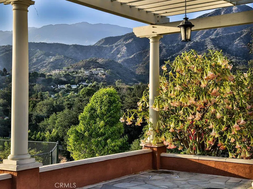 682 Deodar Lane Bradbury, CA 91008