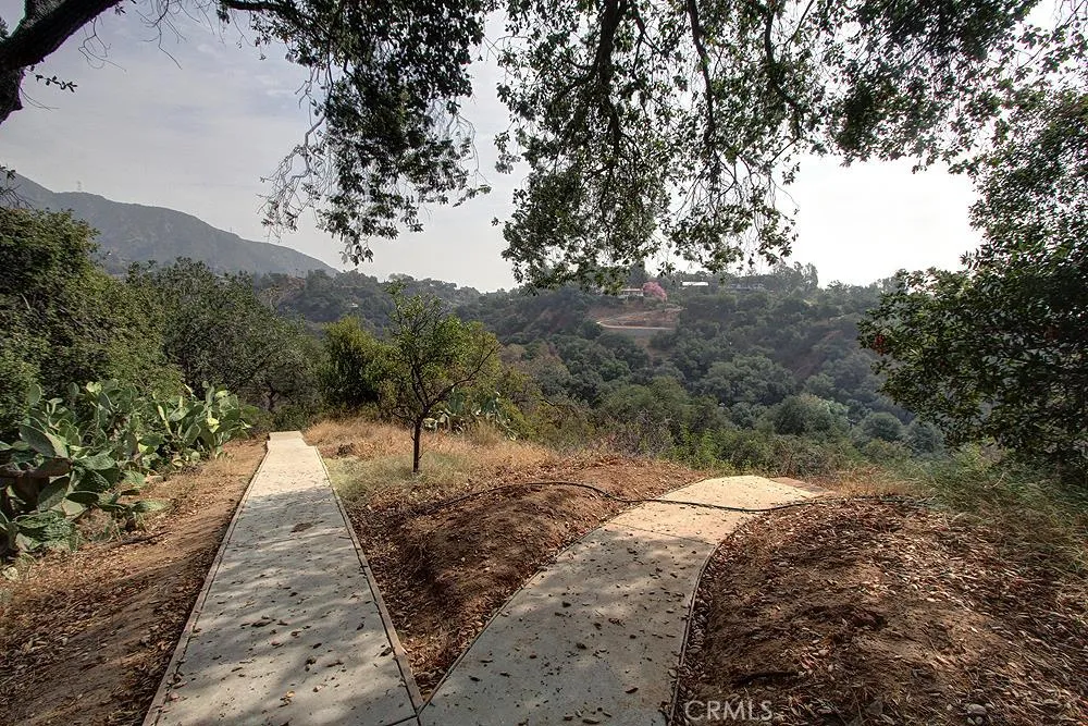 682 Deodar Lane Bradbury, CA 91008