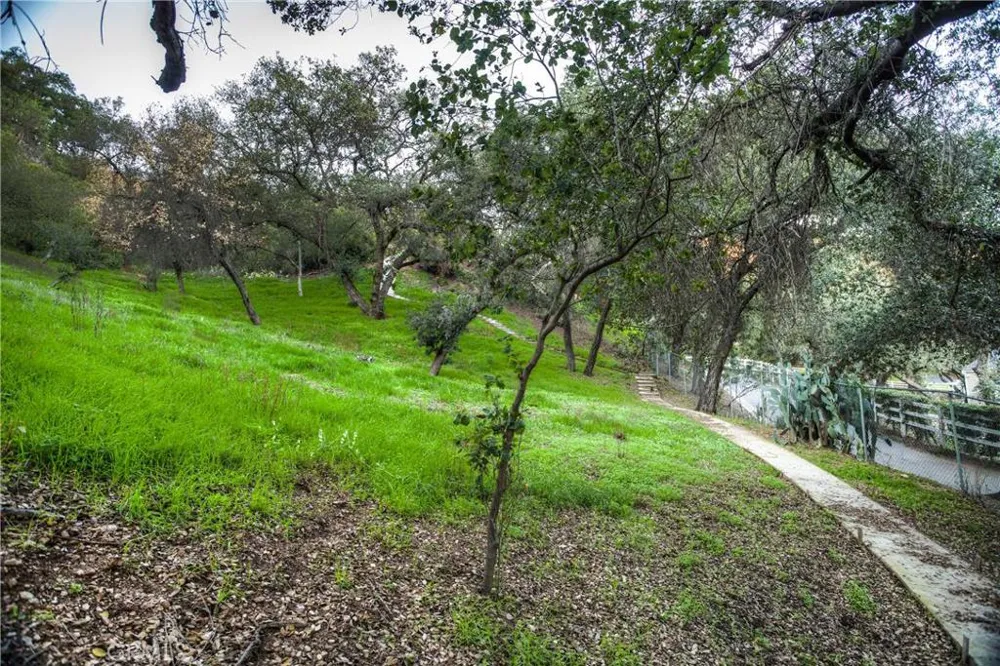 682 Deodar Lane Bradbury, CA 91008