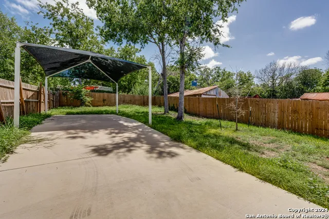 2638 E COMMERCE ST San Antonio, TX 78203