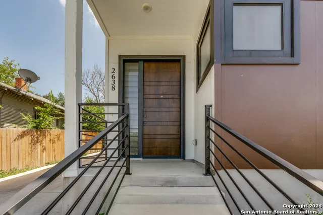 2638 E COMMERCE ST San Antonio, TX 78203