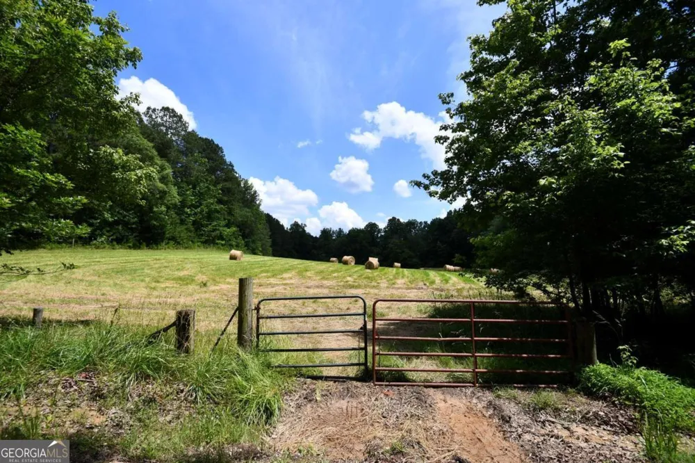 400 Kelley RD Tallapoosa, GA 30176
