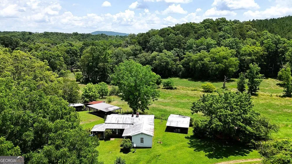 400 Kelley RD Tallapoosa, GA 30176