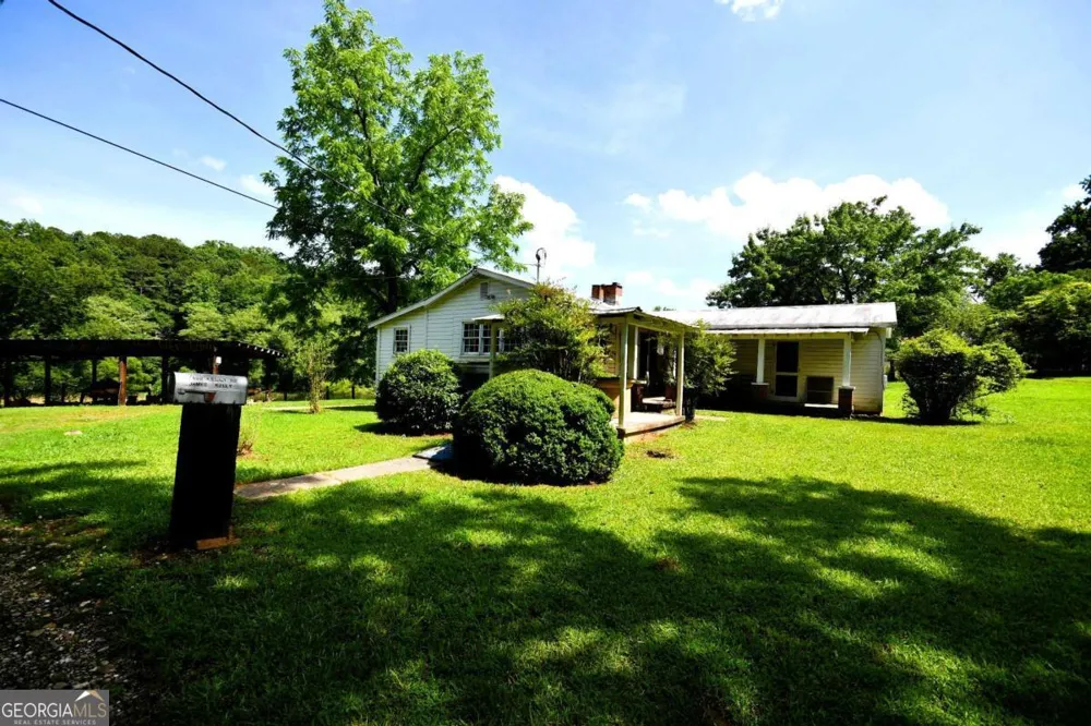 400 Kelley RD Tallapoosa, GA 30176